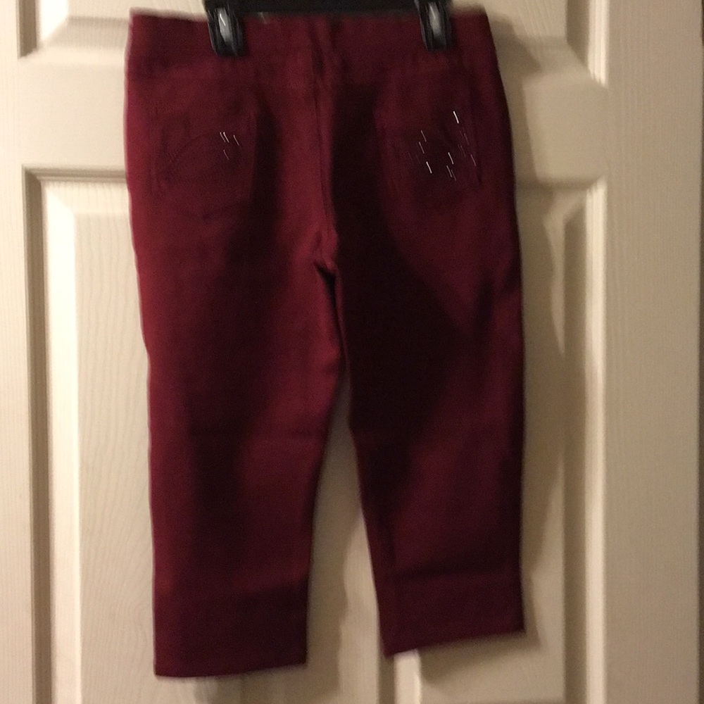 Capris - Picture 2 of 5